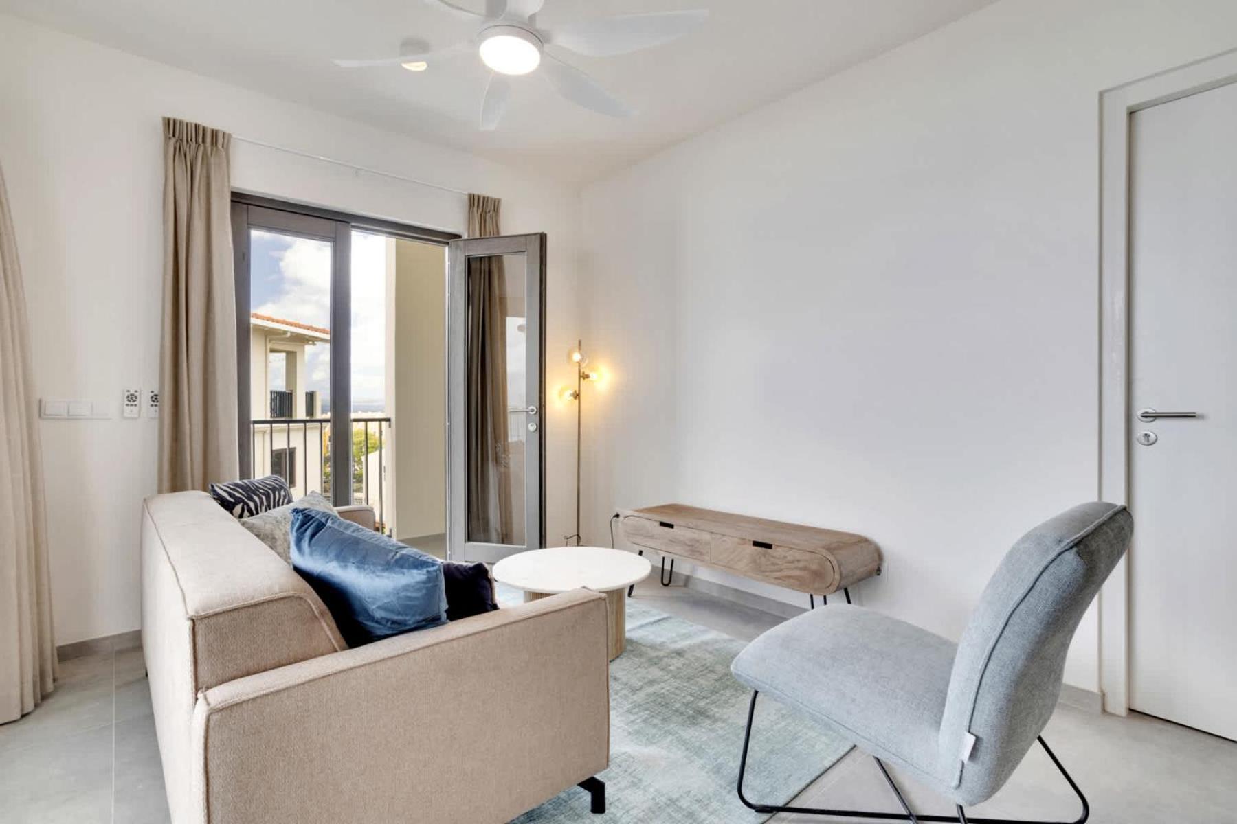 Bonaire Beach Apartment 15 with communal pool and dive facilities