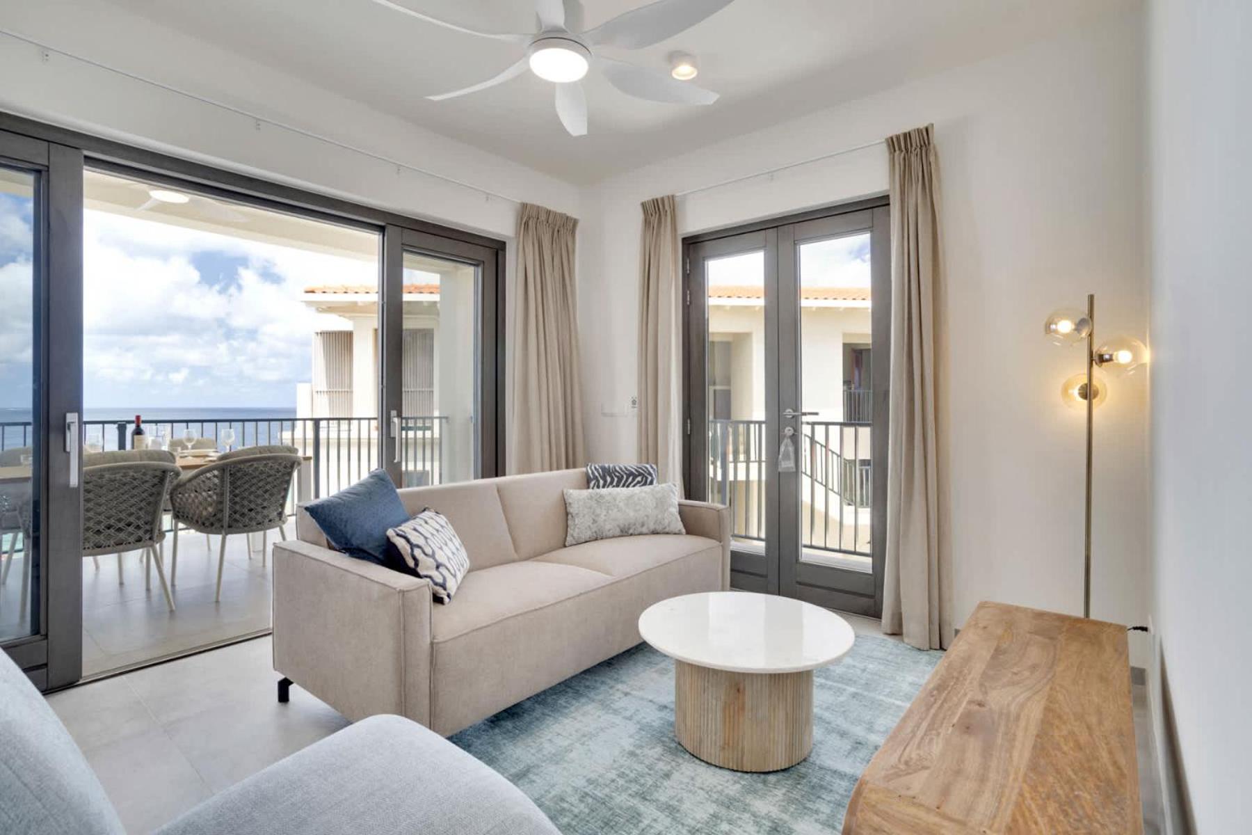 Bonaire Beach Apartment 15 with communal pool and dive facilities