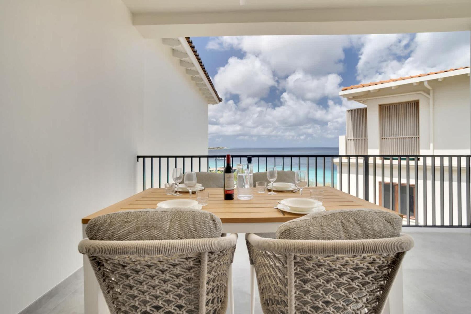 Bonaire Beach Apartment 15 with communal pool and dive facilities