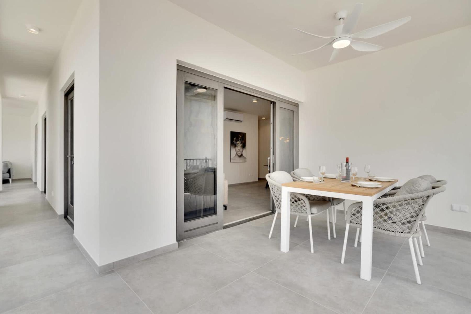 Bonaire Beach Apartment 15 with communal pool and dive facilities