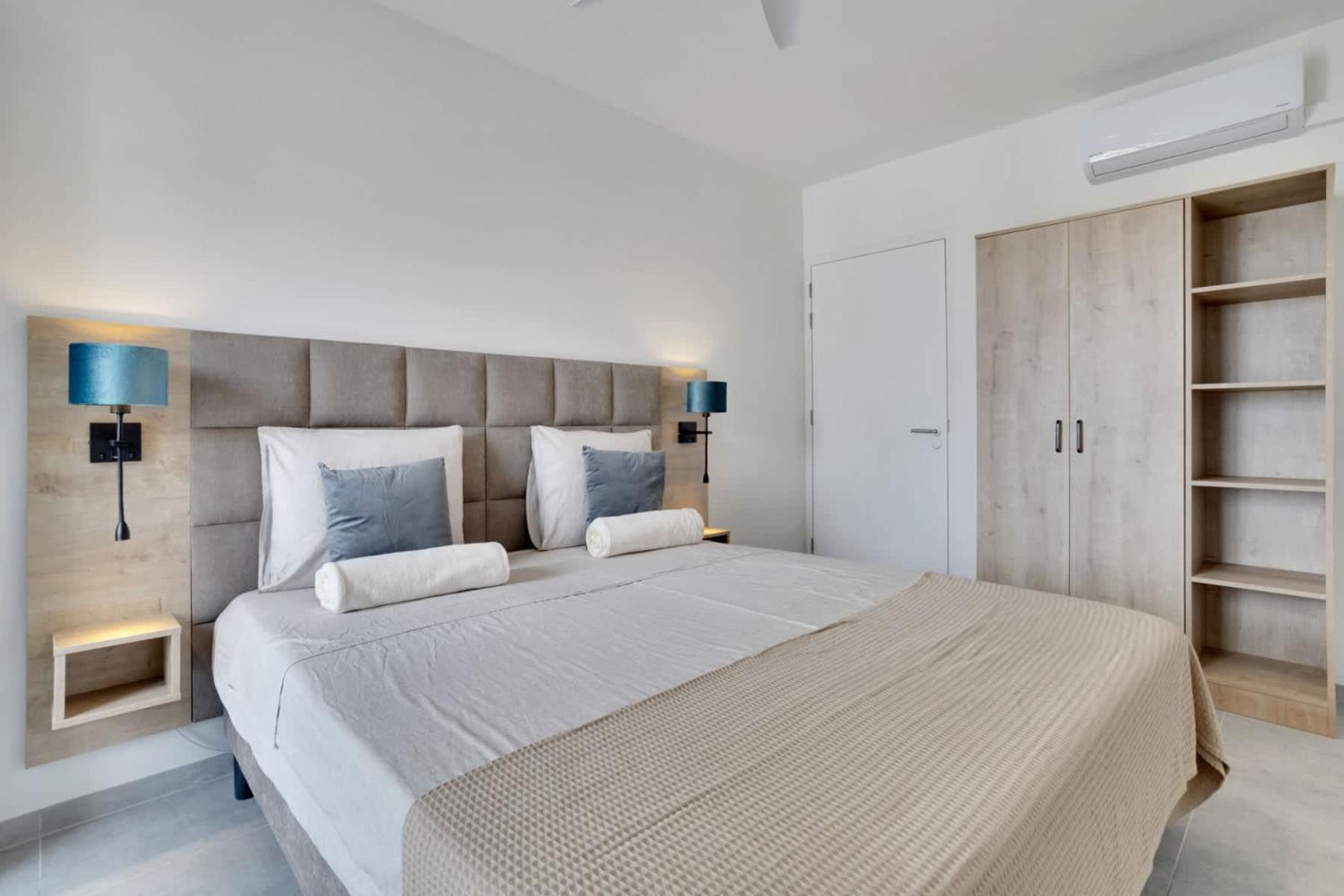 Bonaire Beach Apartment 15 with communal pool and dive facilities