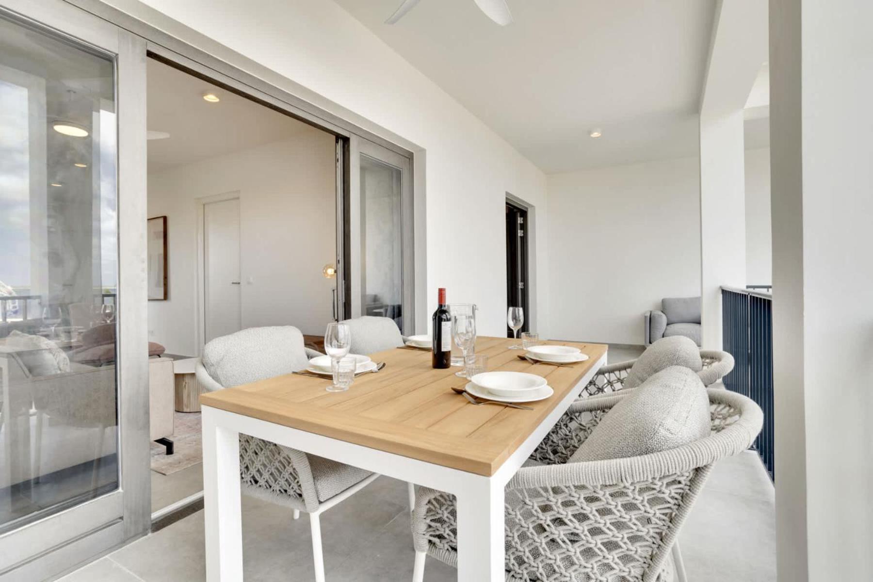 Bonaire Beach Apartment 16 with communal pool and diving facilities