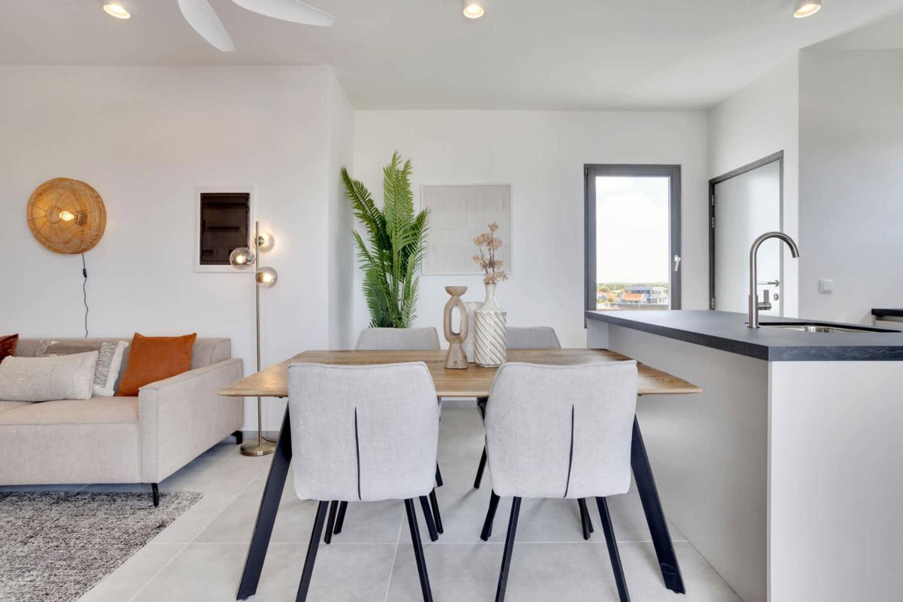 Bonaire Beach Apartment 17 with communal pool and diving facilities