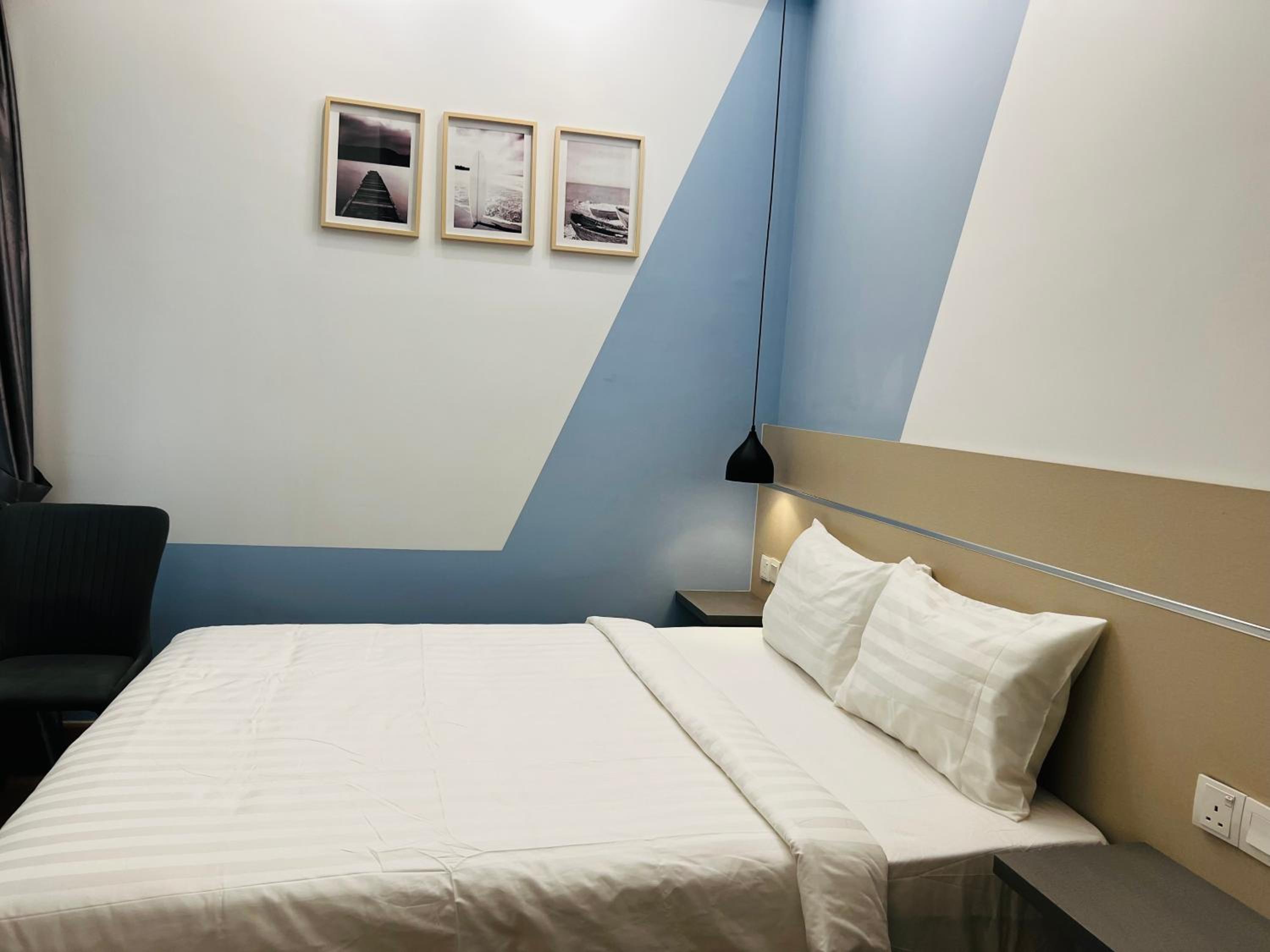 Hotel Colony Infinitum