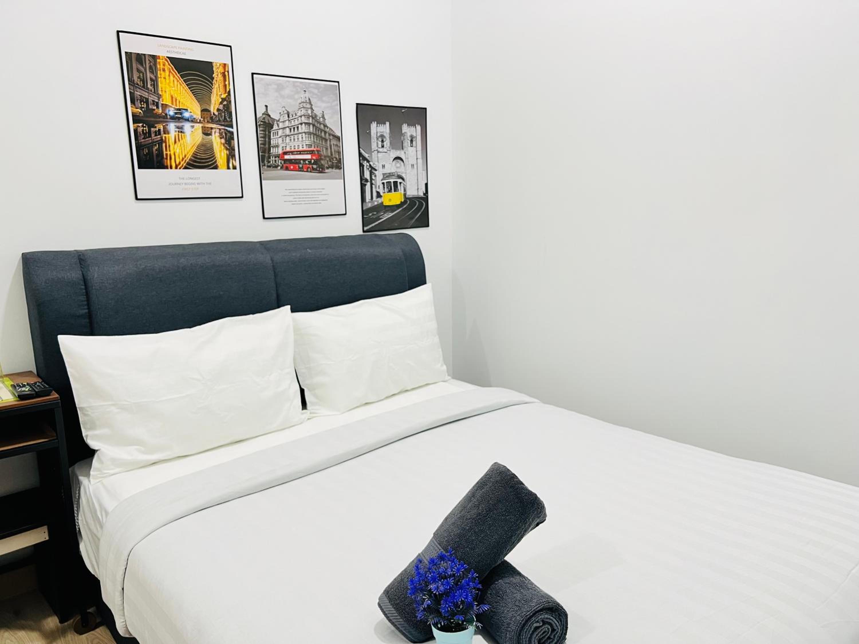 Hotel Colony Infinitum