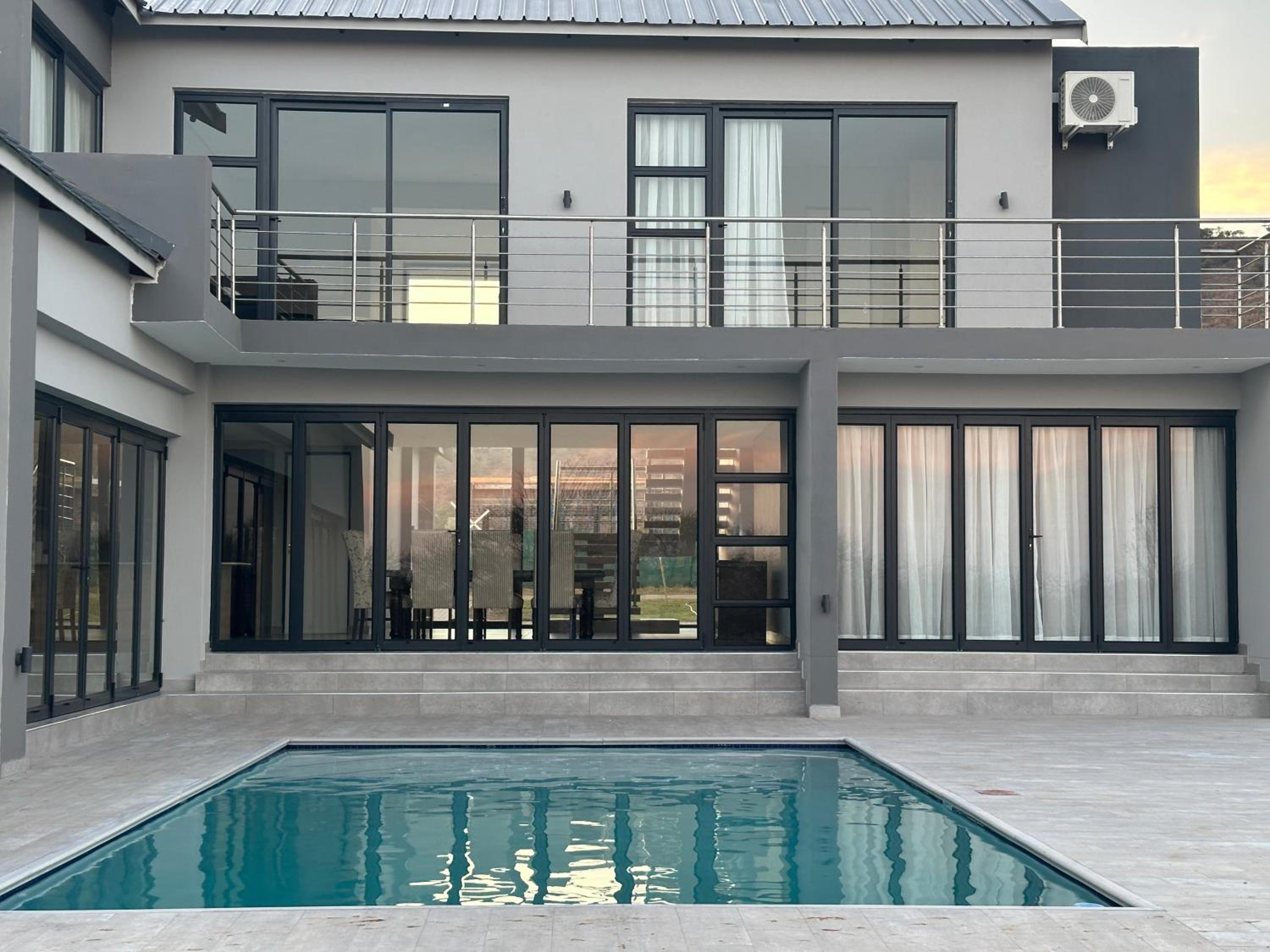 VENNIC HOUSE 186 Euphoria view 5