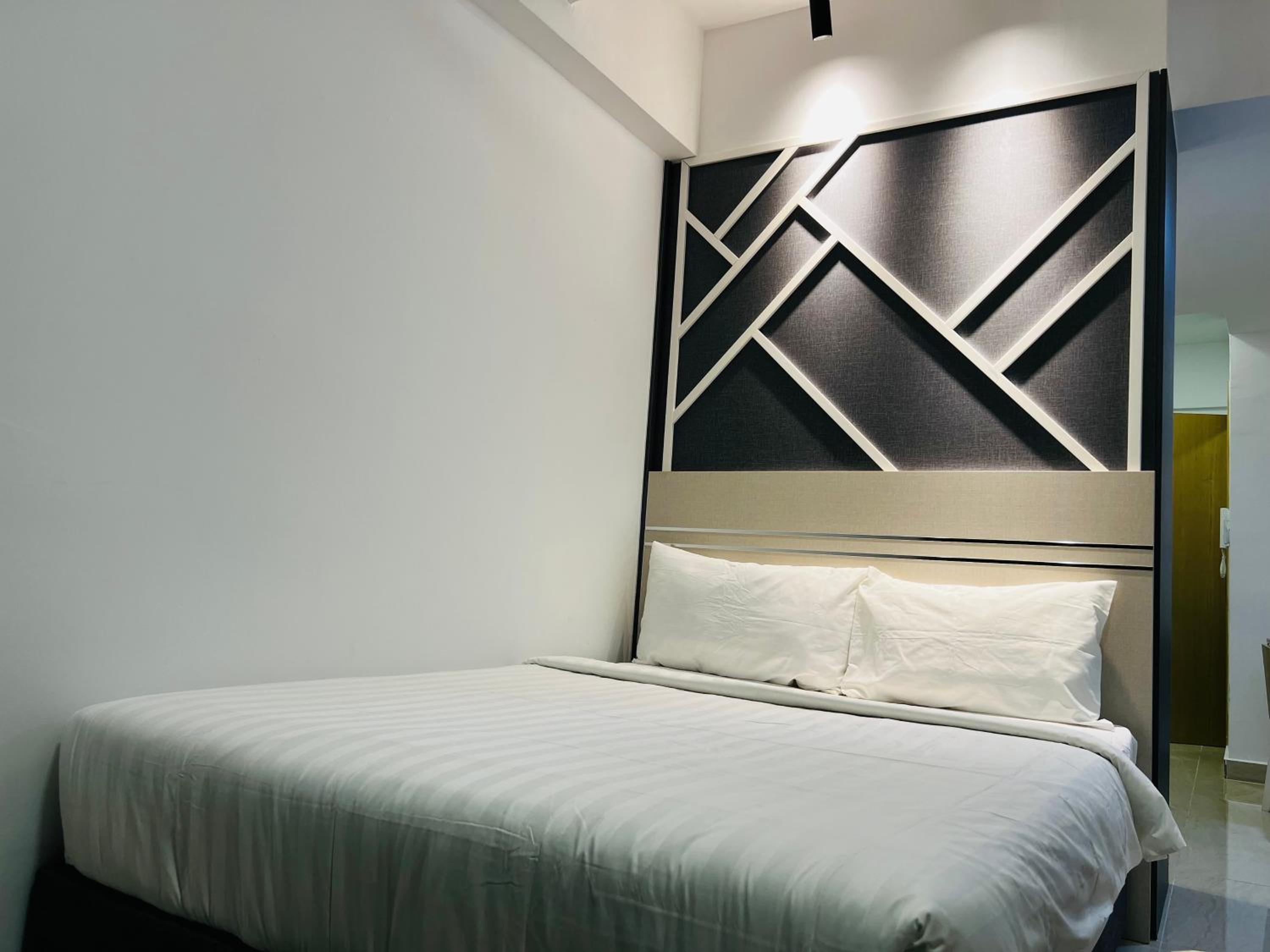 Hotel Colony Infinitum