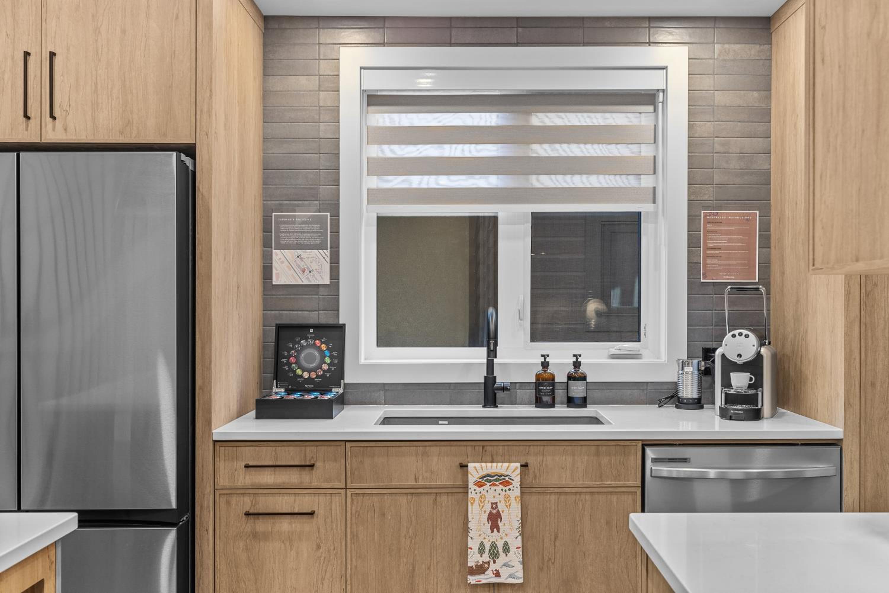 Sisters Summit Villa by WeekAway Vacations