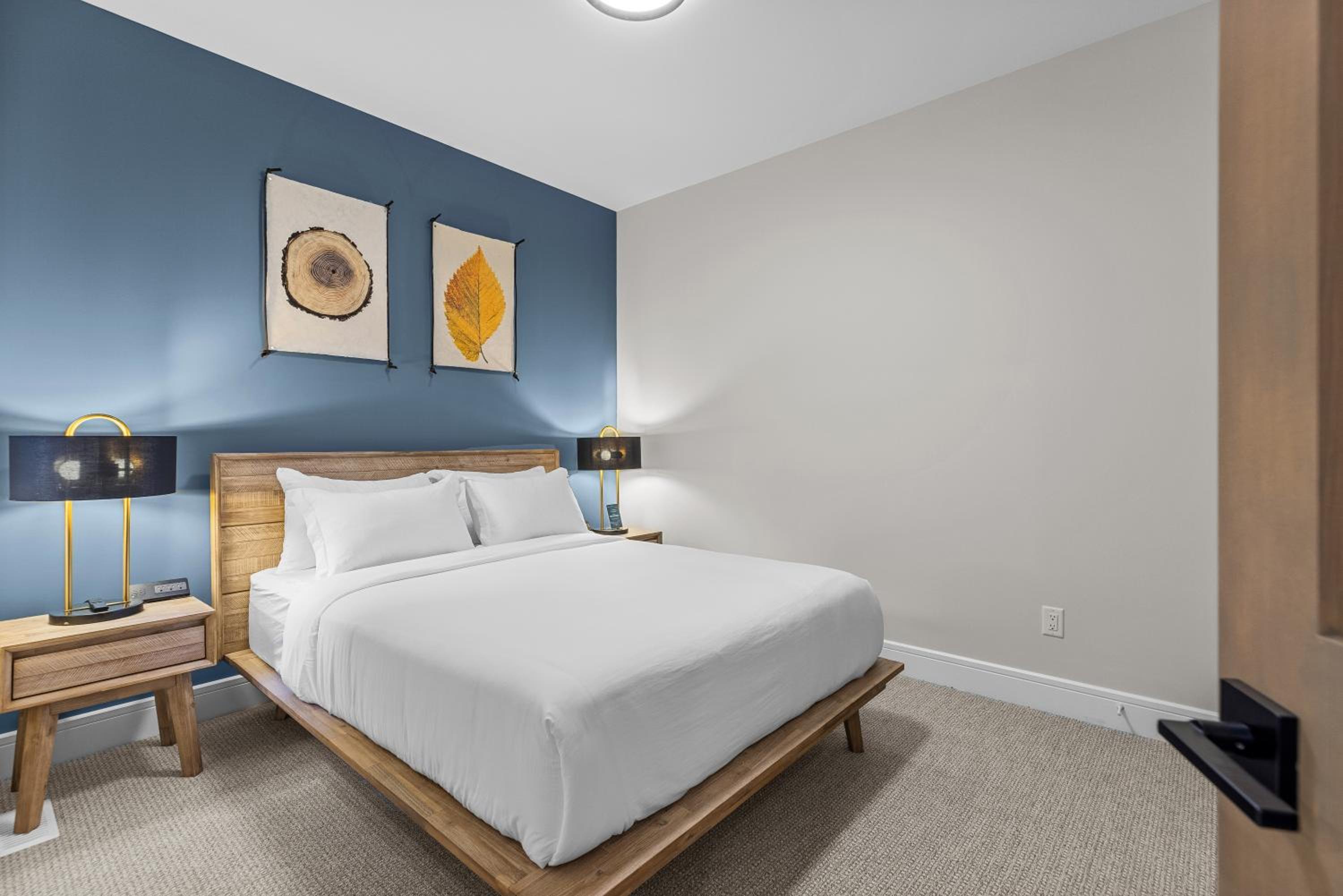 Sisters Summit Villa by WeekAway Vacations