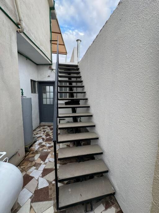Comodo Departamento con Terraza