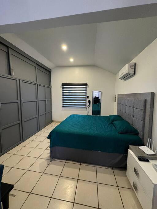 Comodo Departamento con Terraza