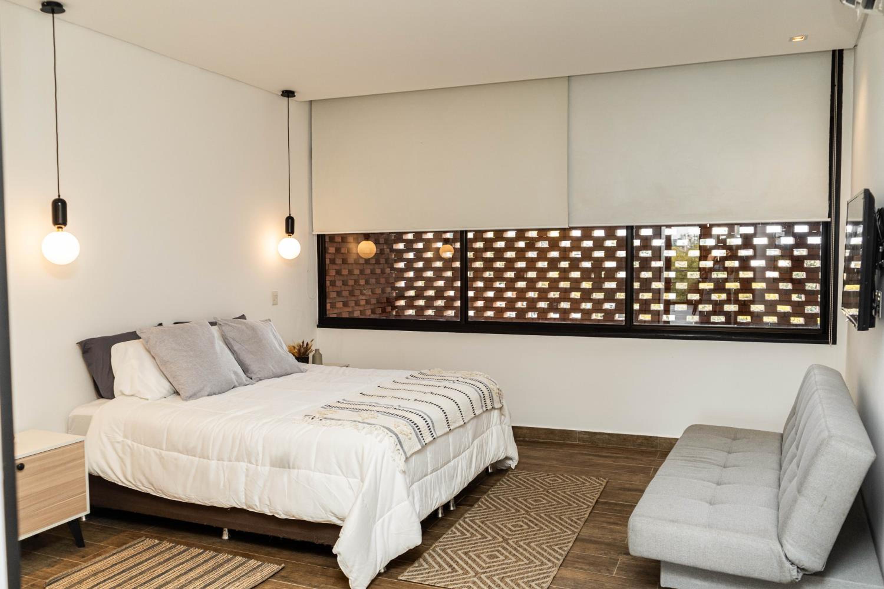 Spacious apartment with Style and Natural Light view 3