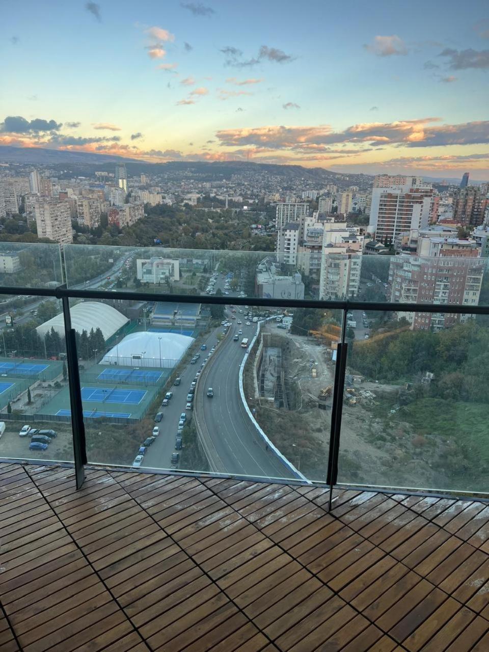 Outlook Apartment In Tbilisi