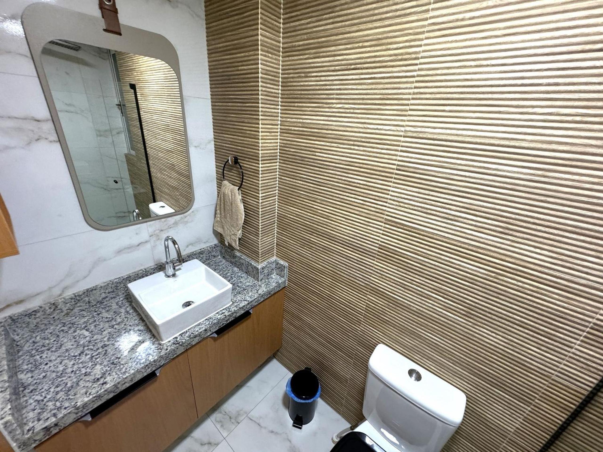2 Qtos e Piscina no Rooftop | TKTU | Apt. 301