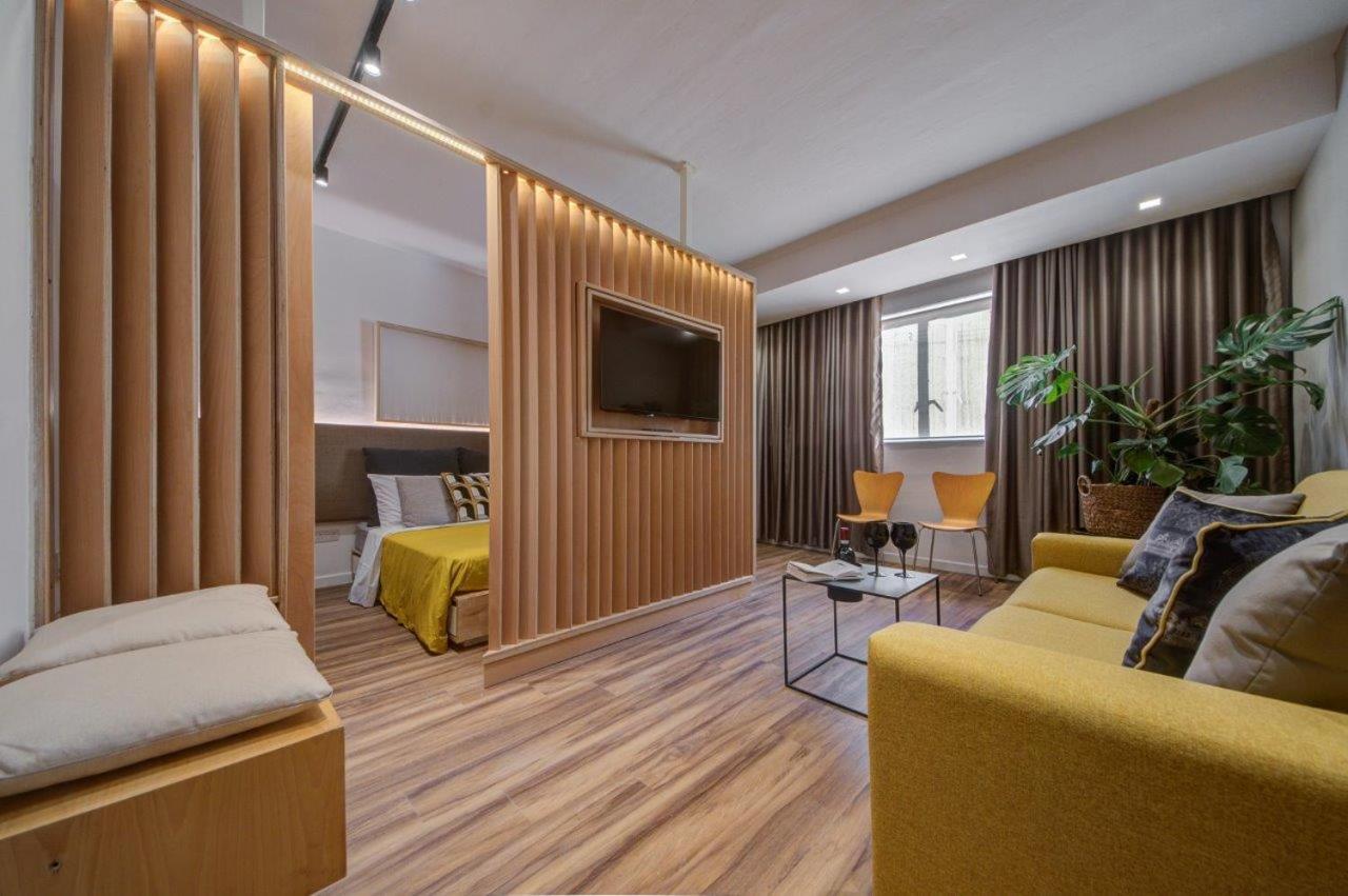 Stylish Apartment, Steps Away From The Sea in St Julians photo 4