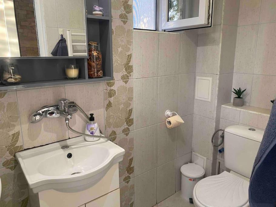 Luxury Seaside Villa with Jacuzzi & Garden - Varna