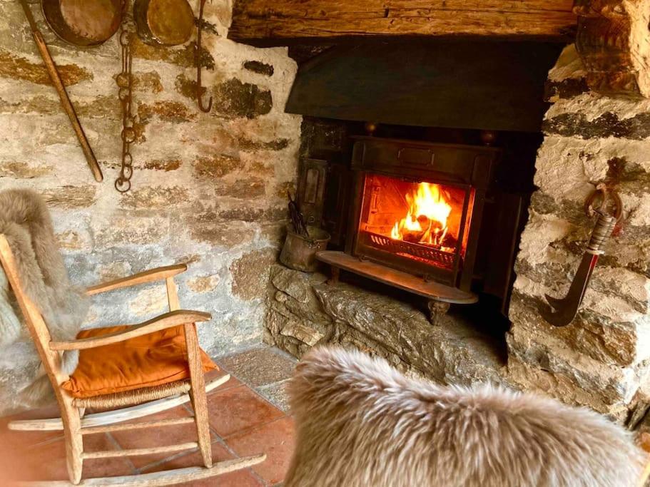 La Val Swiss Alpine Cottage with Southern Flavor