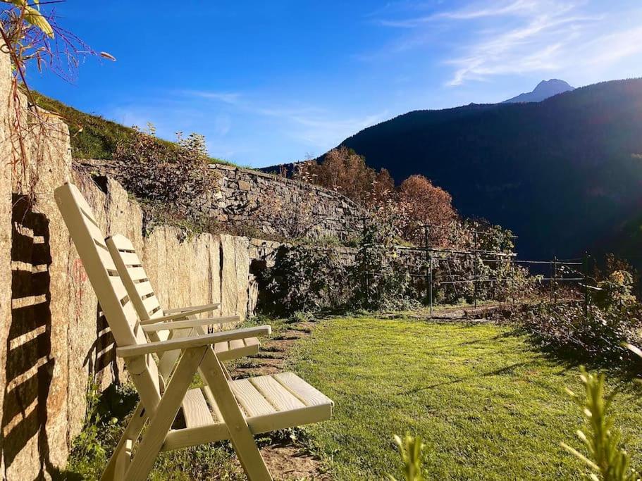 La Val Swiss Alpine Cottage with Southern Flavor