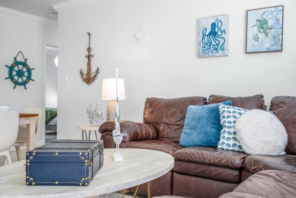 Dream Stay 4BR Pool,Jacuzzi and Fire Pit by the Beach view 5