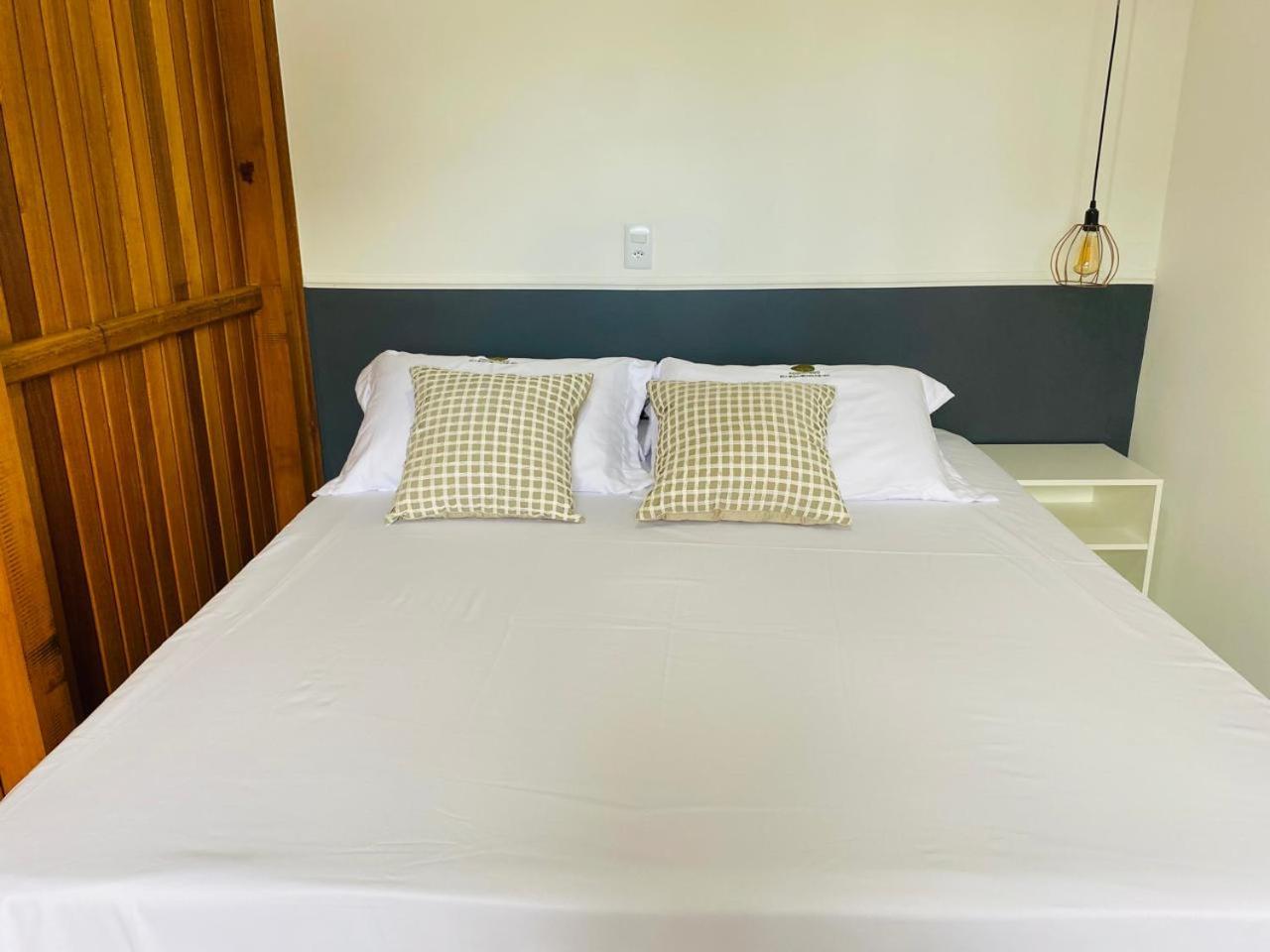 Residencial com Piscina e Jacuzzi com vista para a Natureza