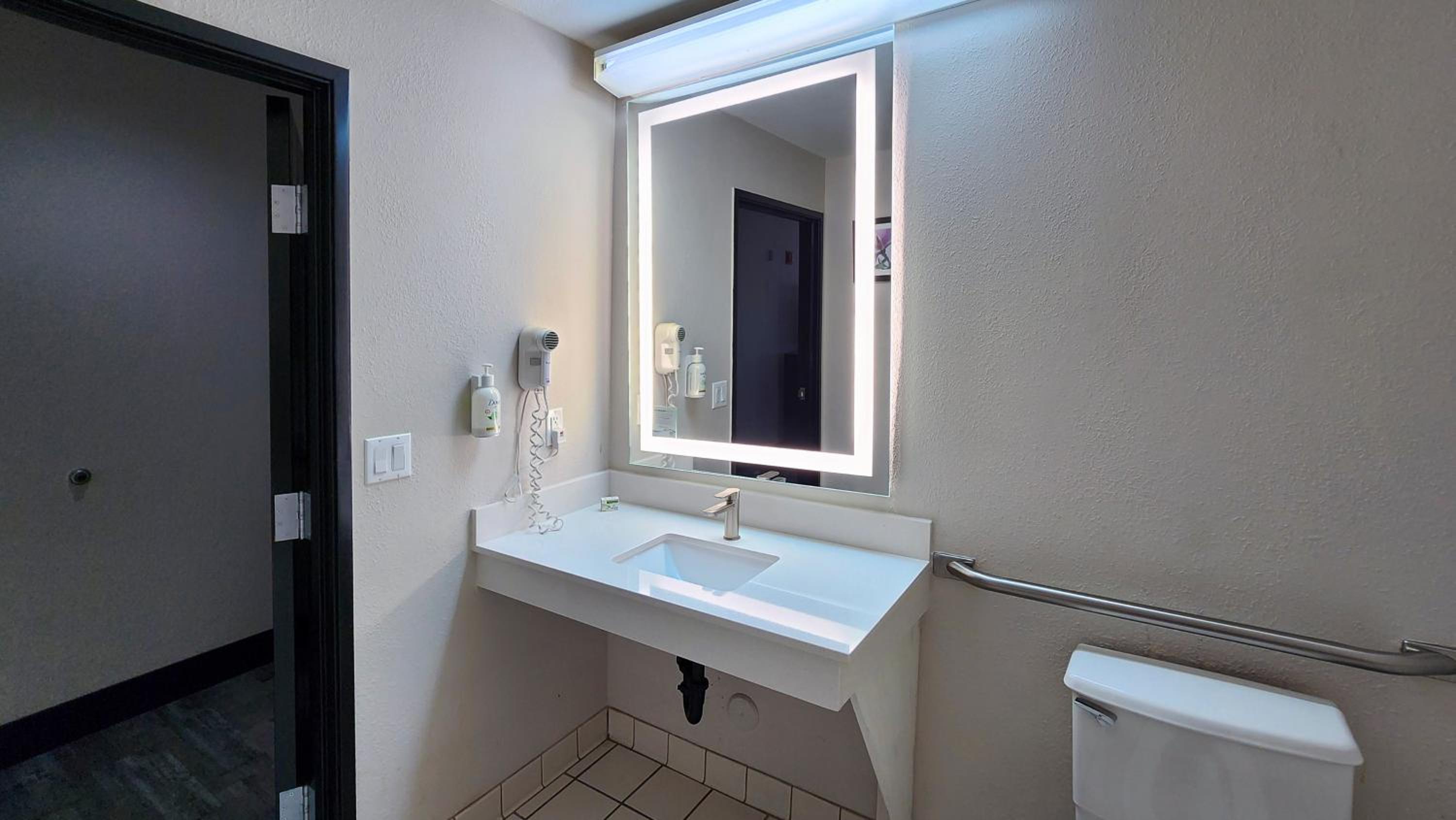 Casa Grande Vacations - Baymont by Wyndham Casa Grande - Property Image 7