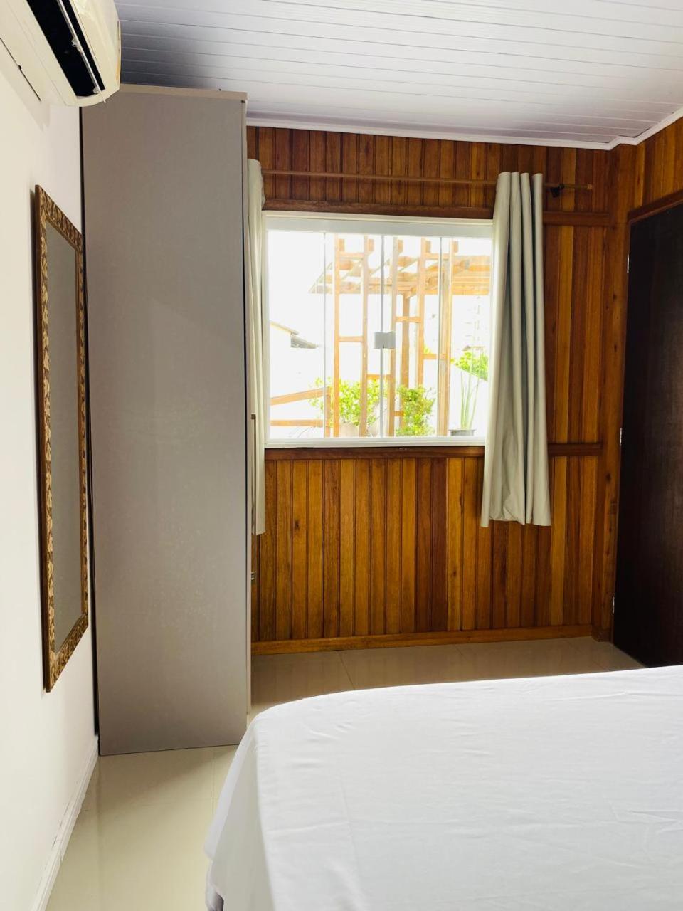 Residencial com Piscina e Jacuzzi com vista para a Natureza