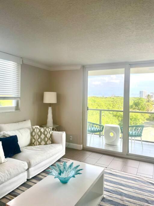 Elegant 2Br with Balcony by the Beach view 3