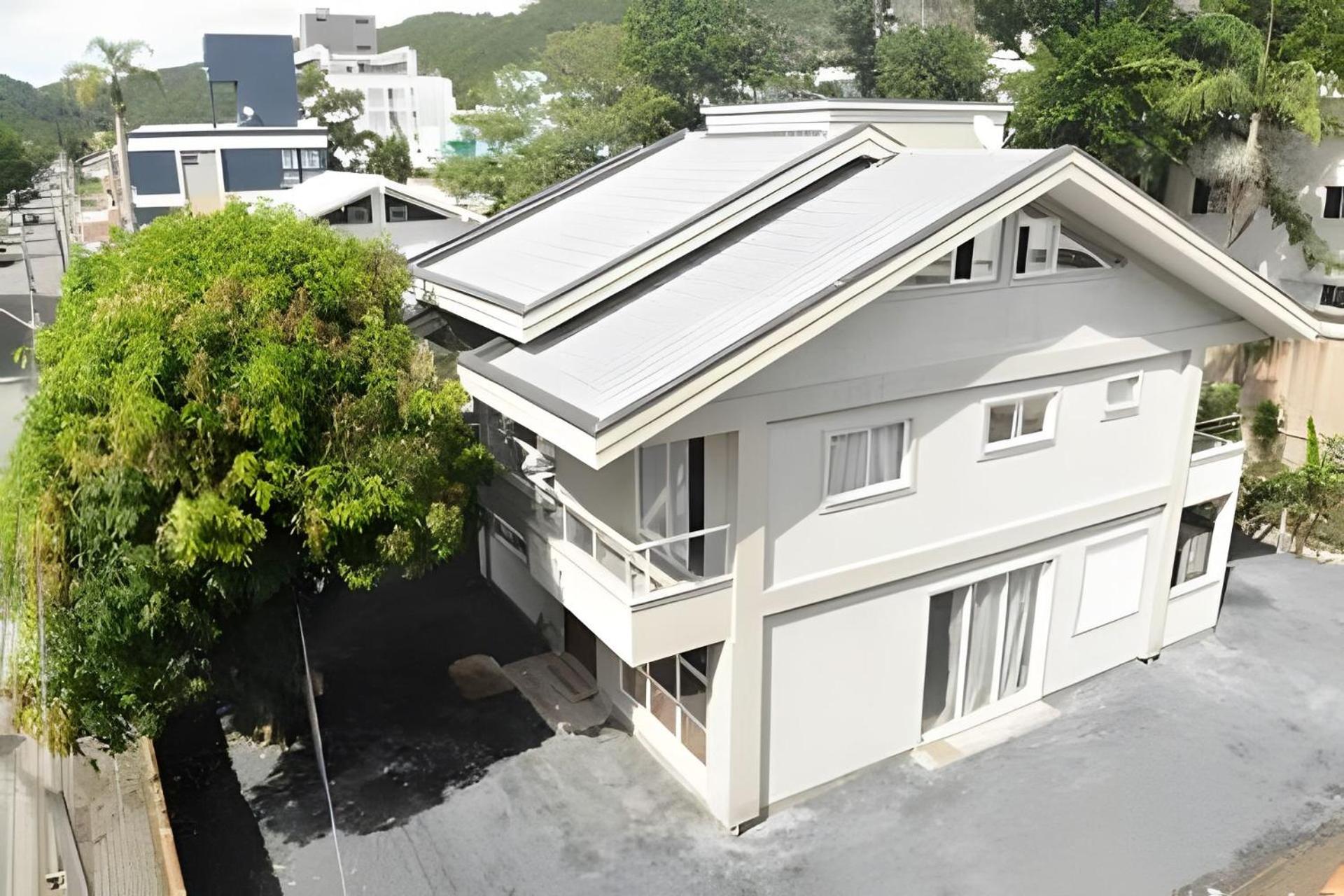 Studio novo 200m da praia de Bombinhas