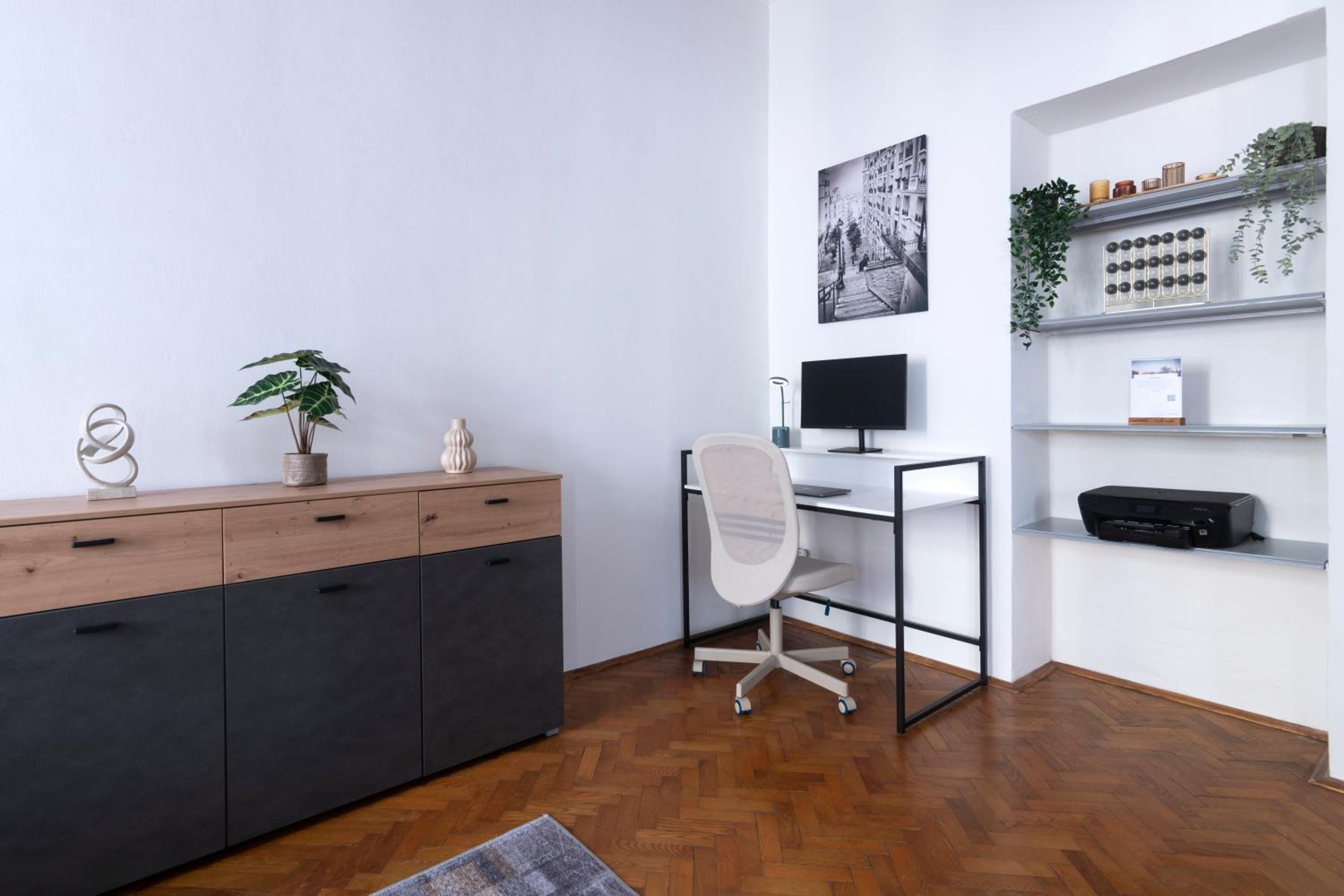 3 Bedroom - Central Superior-Flat 115m2
