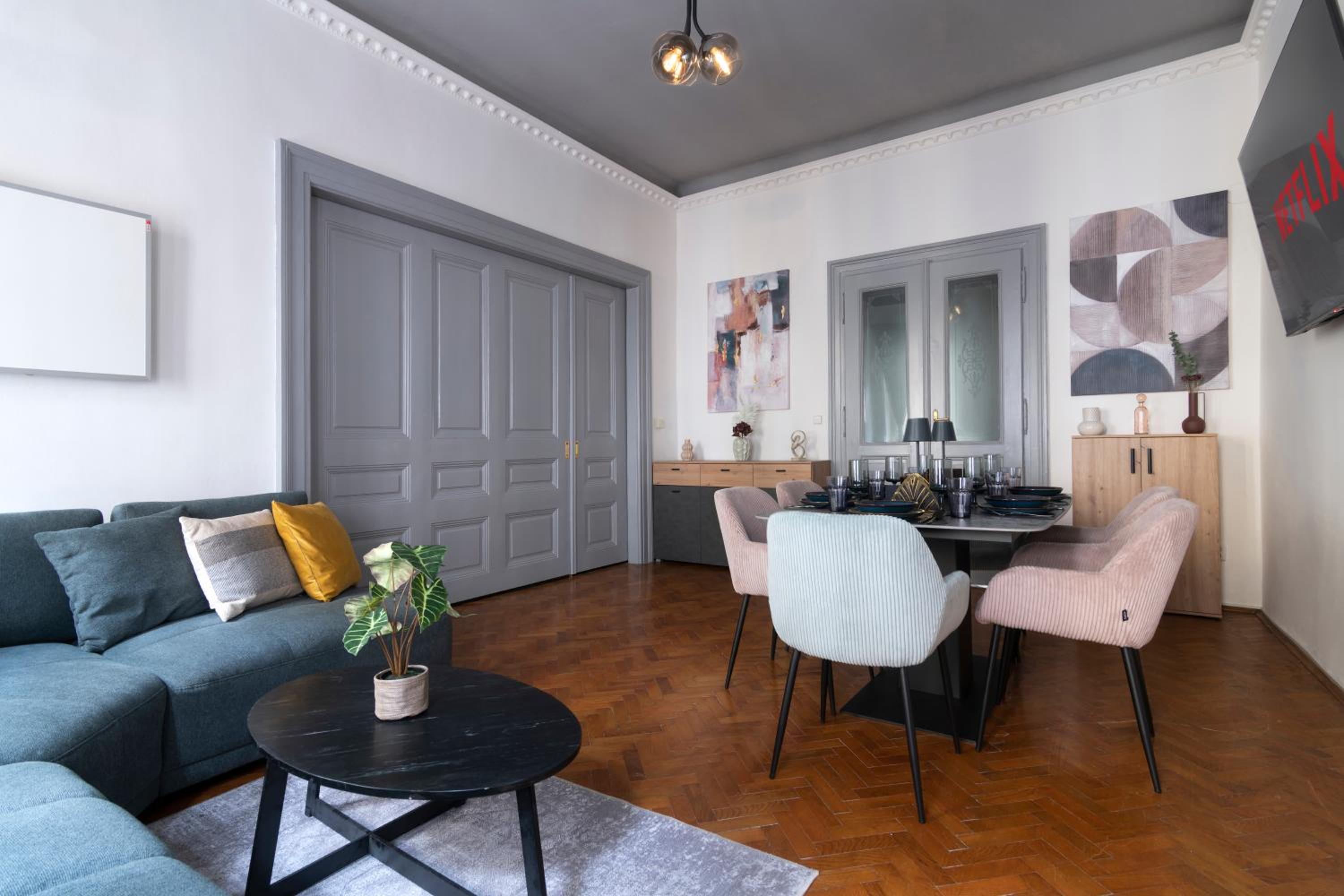 3 Bedroom - Central Superior-Flat 115m2