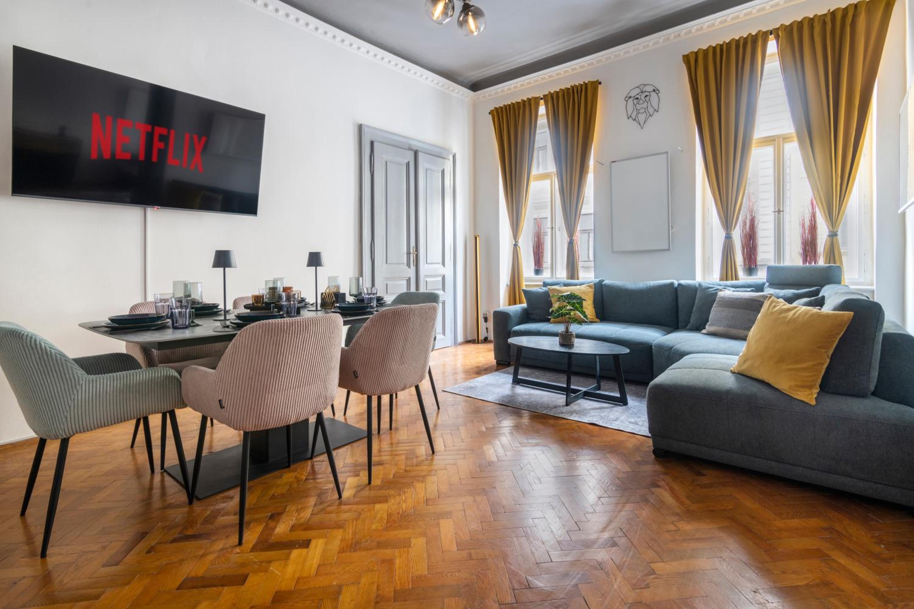 3 Bedroom - Central Superior-Flat 115m2