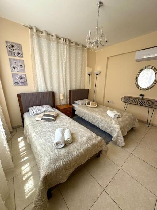 NISSI BEACH Apt 7 BIG VERANDA AND FREE WIFI