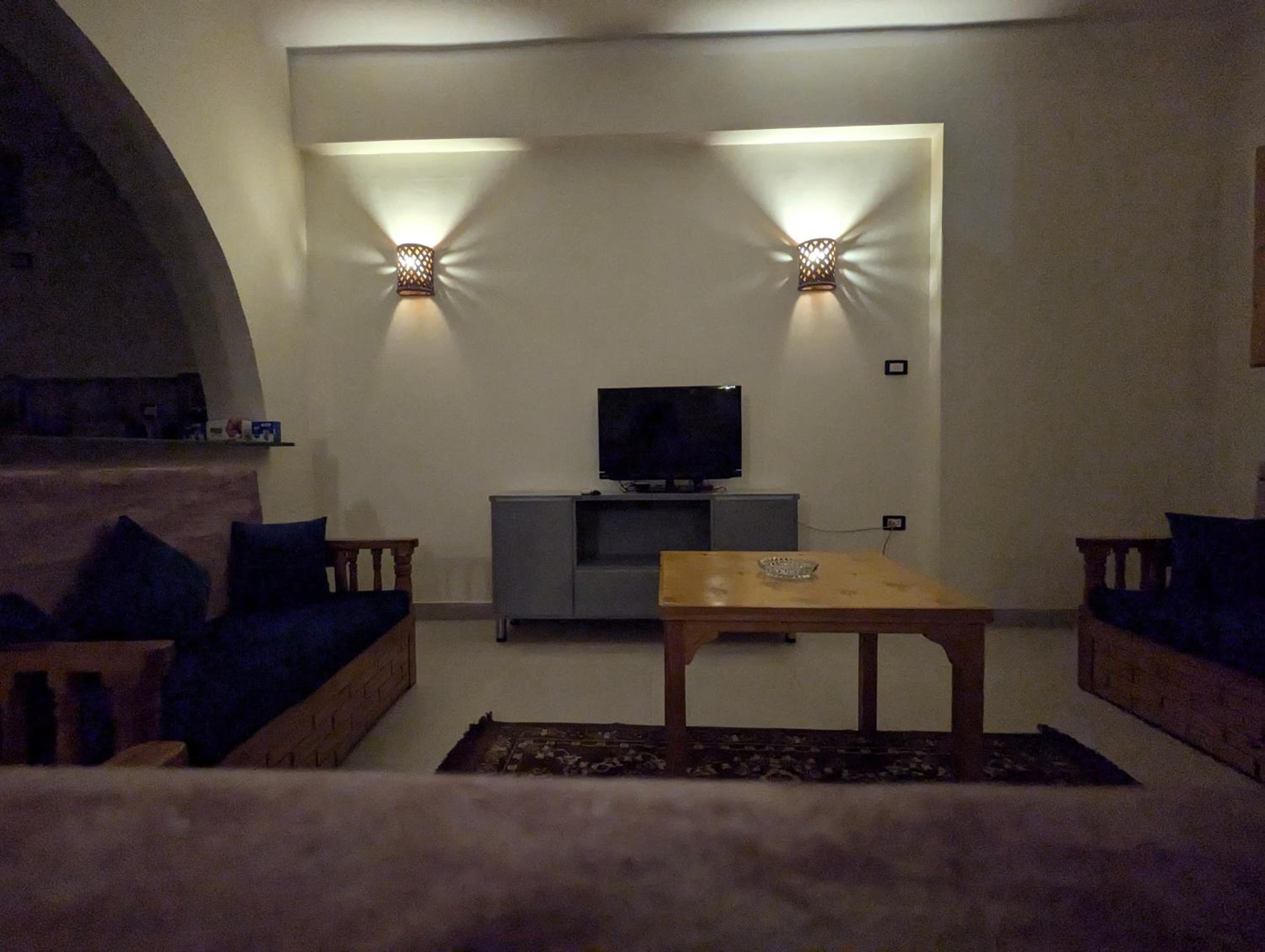 Pharaohs Apartments