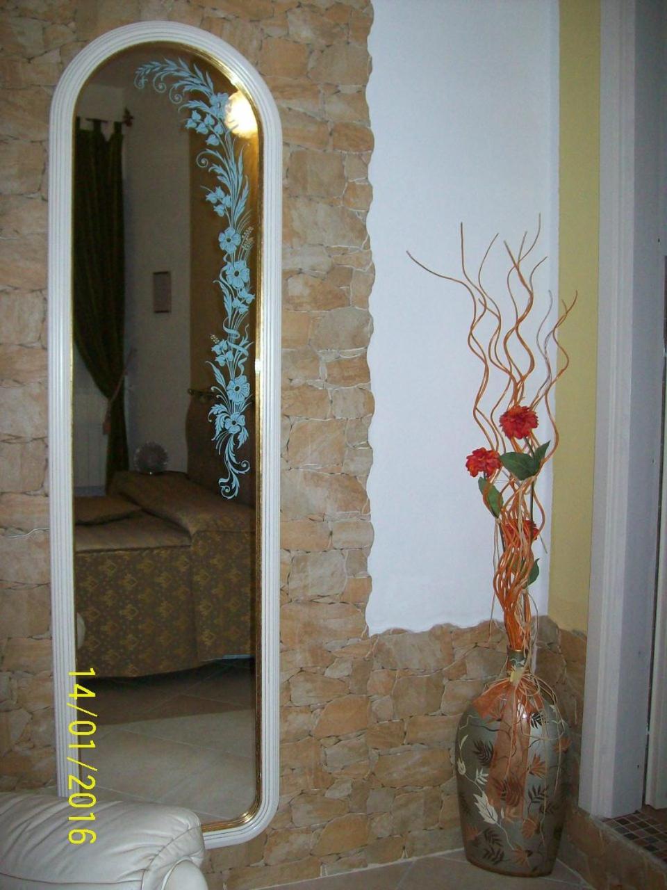 Photo 35