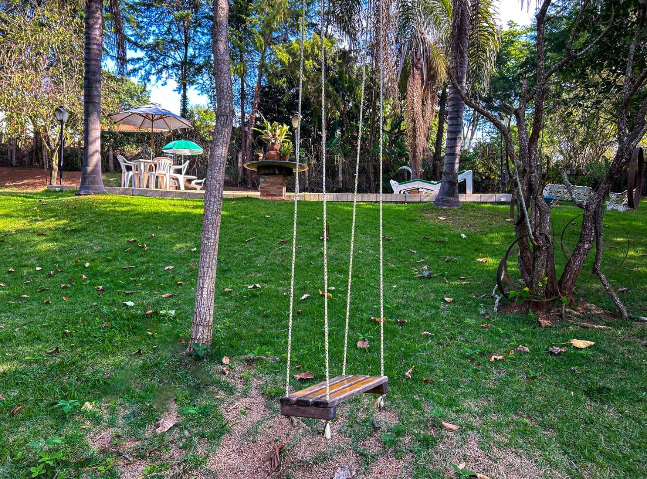 Chacara com piscina, WiFi e lazer completo - SP