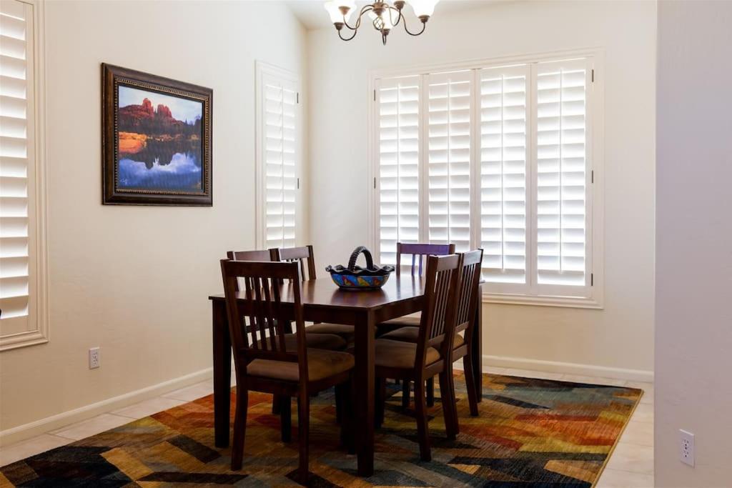 Gated Ocotillo house, pool heater, BBQ, golf views - Property Image 30