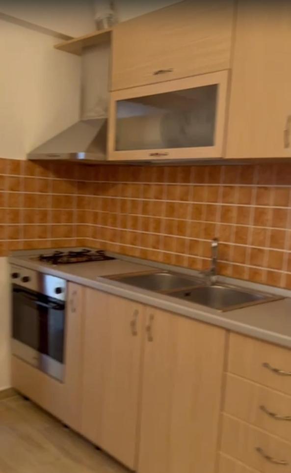 Apartment to Shkembi i Kavajes, Durres - Albania