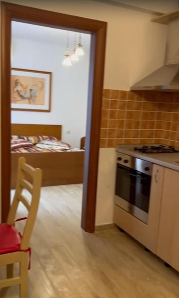 Apartment to Shkembi i Kavajes, Durres - Albania