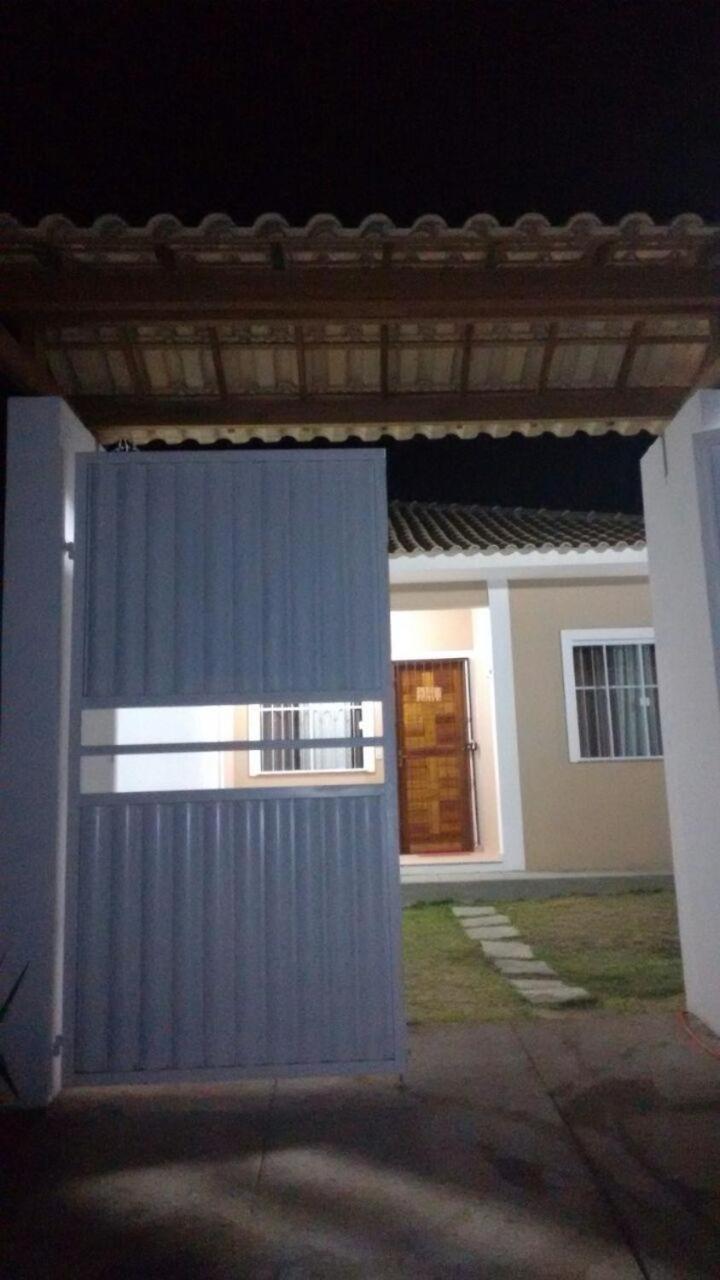 Casa com piscina 3 quartos