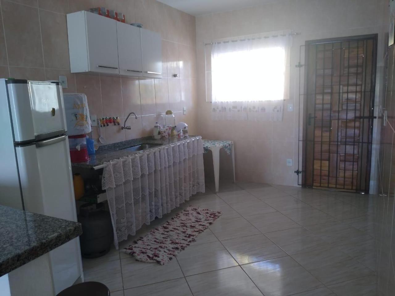 Casa com piscina 3 quartos