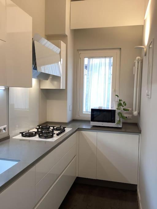 Elegant apartment metro A - by OpenRoma