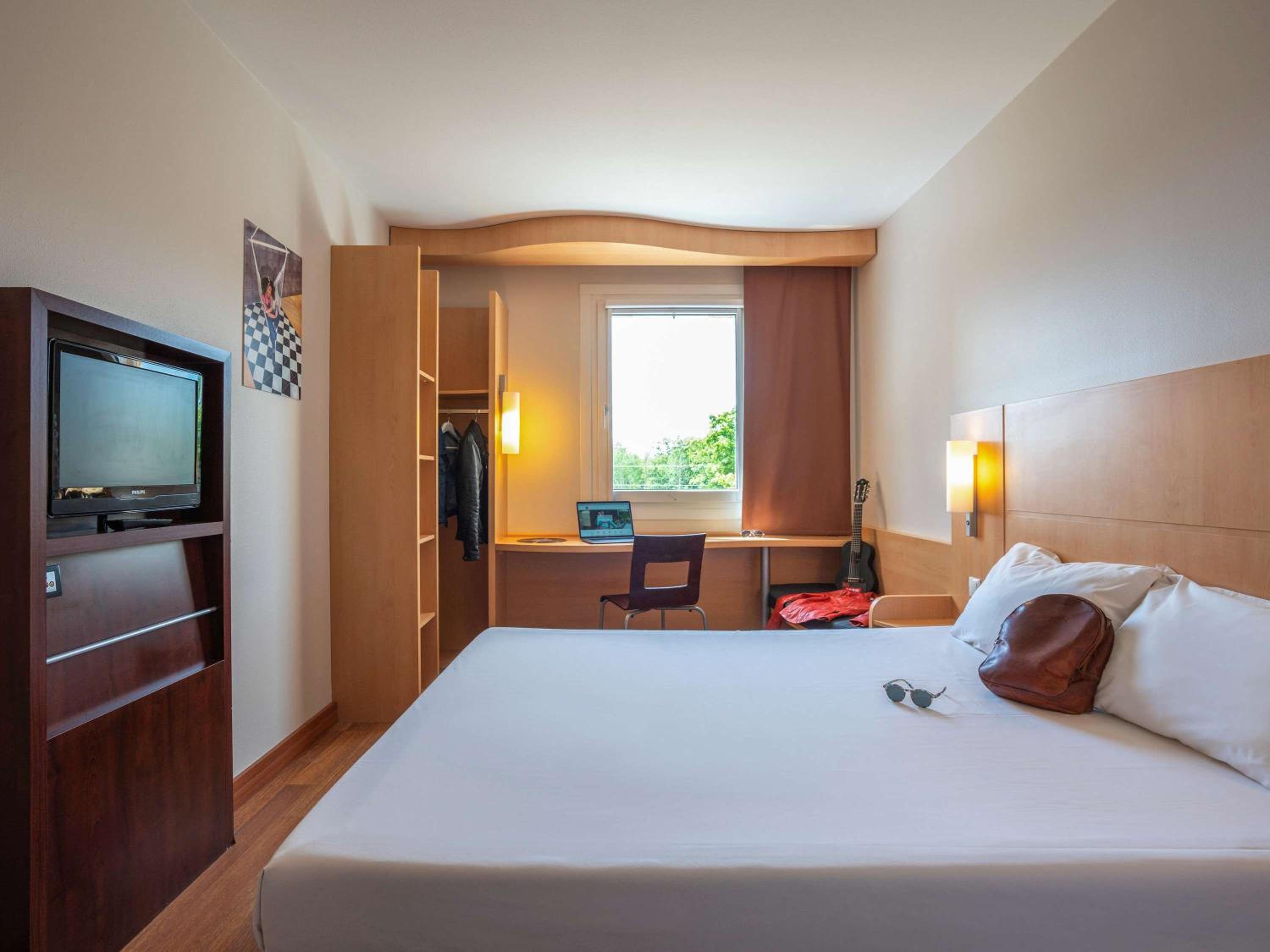 Plzen Vacations - Ibis Hotel Plzen - Property Image 5
