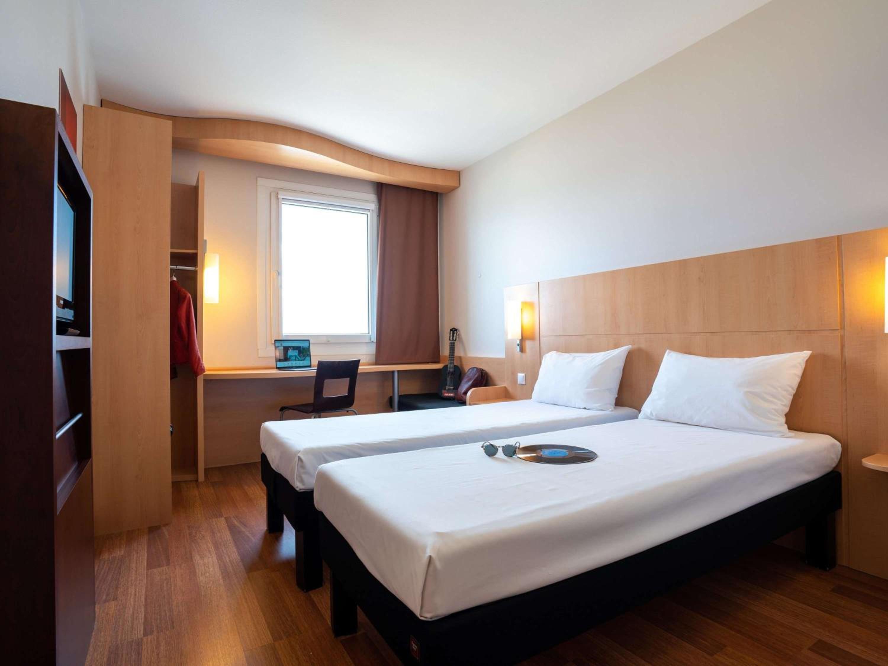 Ibis Hotel Plzen - Property Image 8