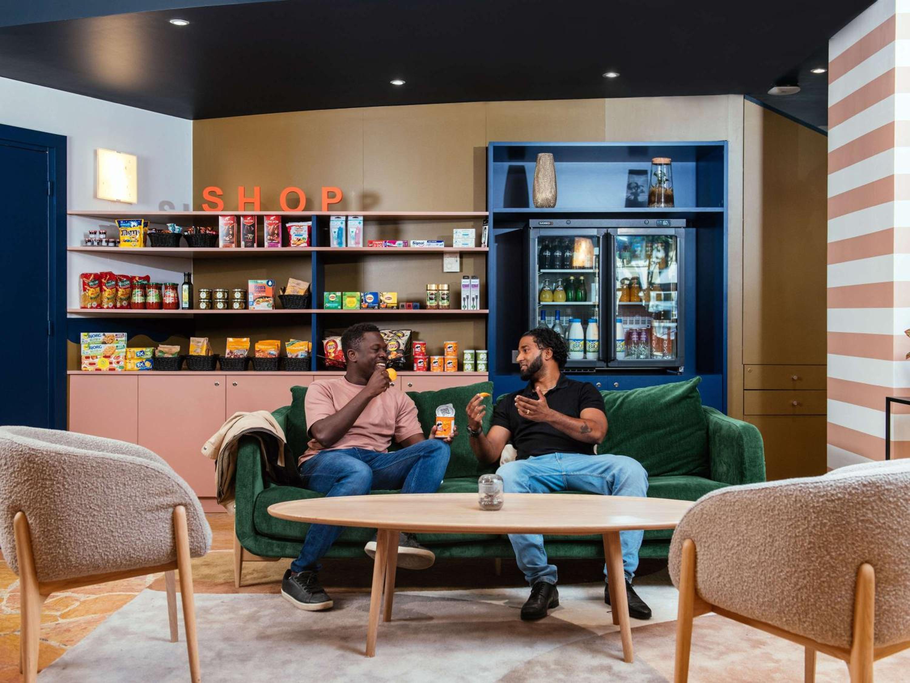 lounge