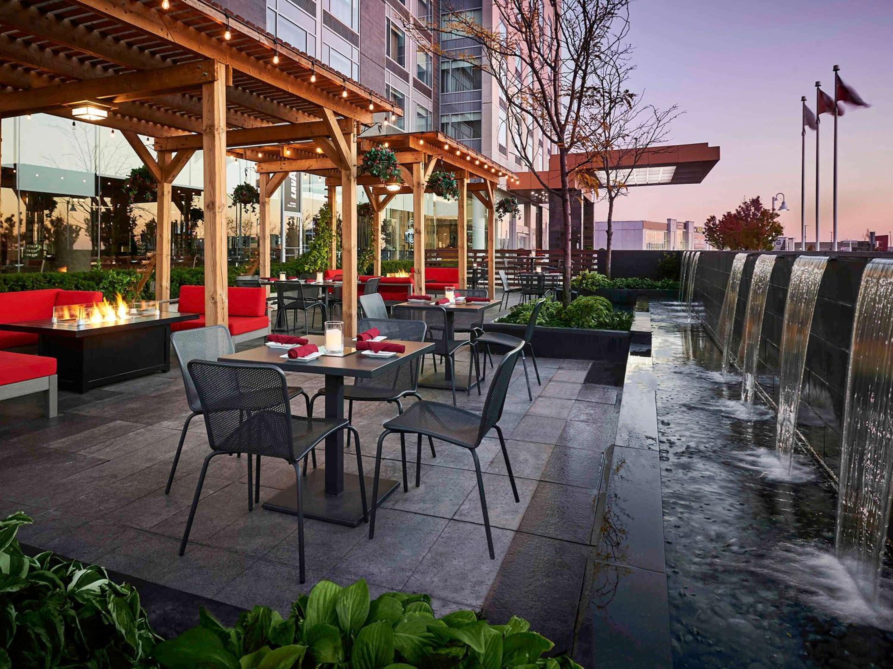Toronto Vacations - Novotel Toronto Vaughan Centre - Property Image 3