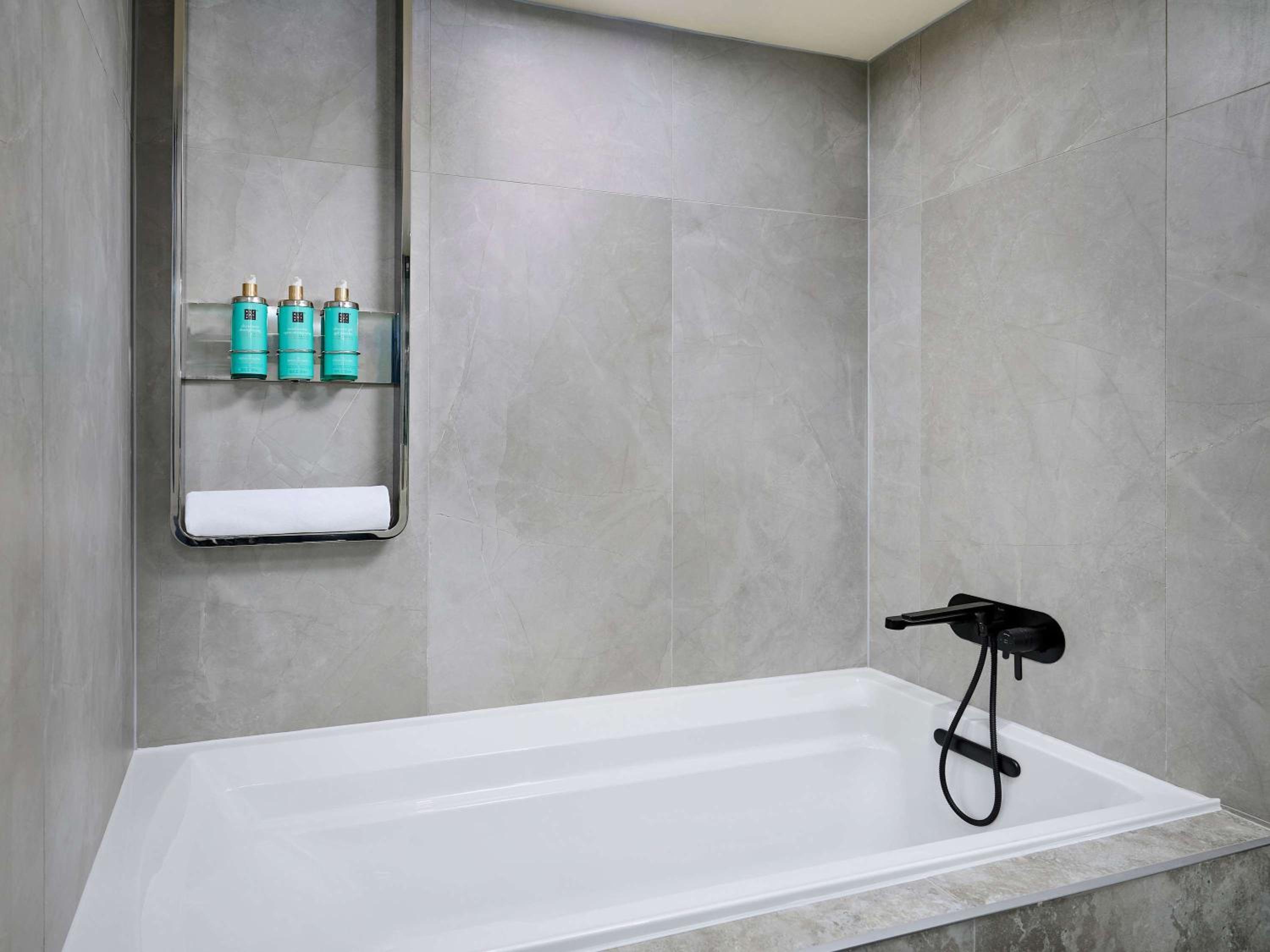 Novotel Toronto Vaughan Centre - Property Image 1