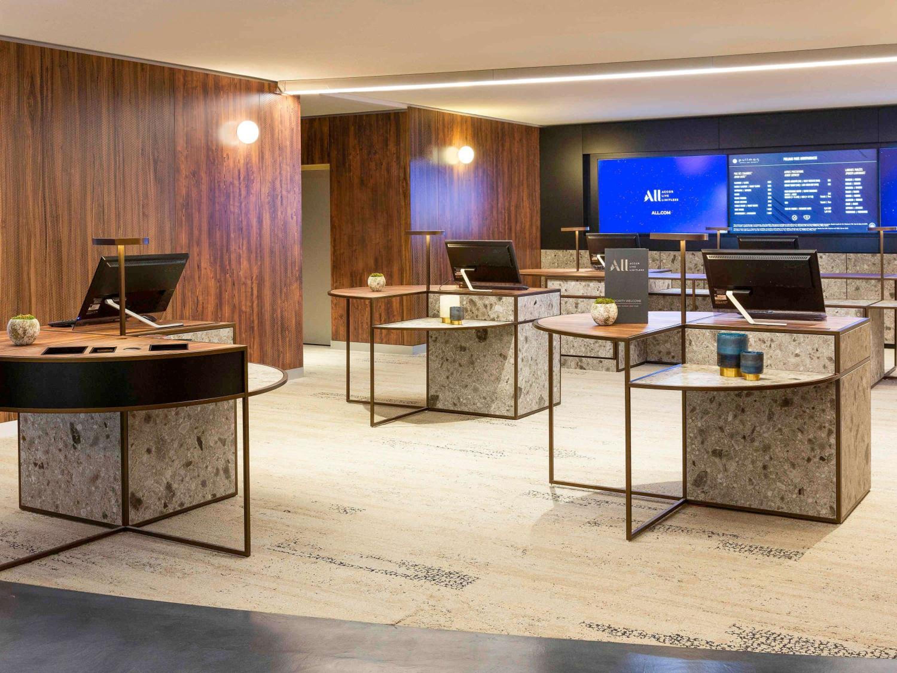 Pullman Paris Montparnasse-1