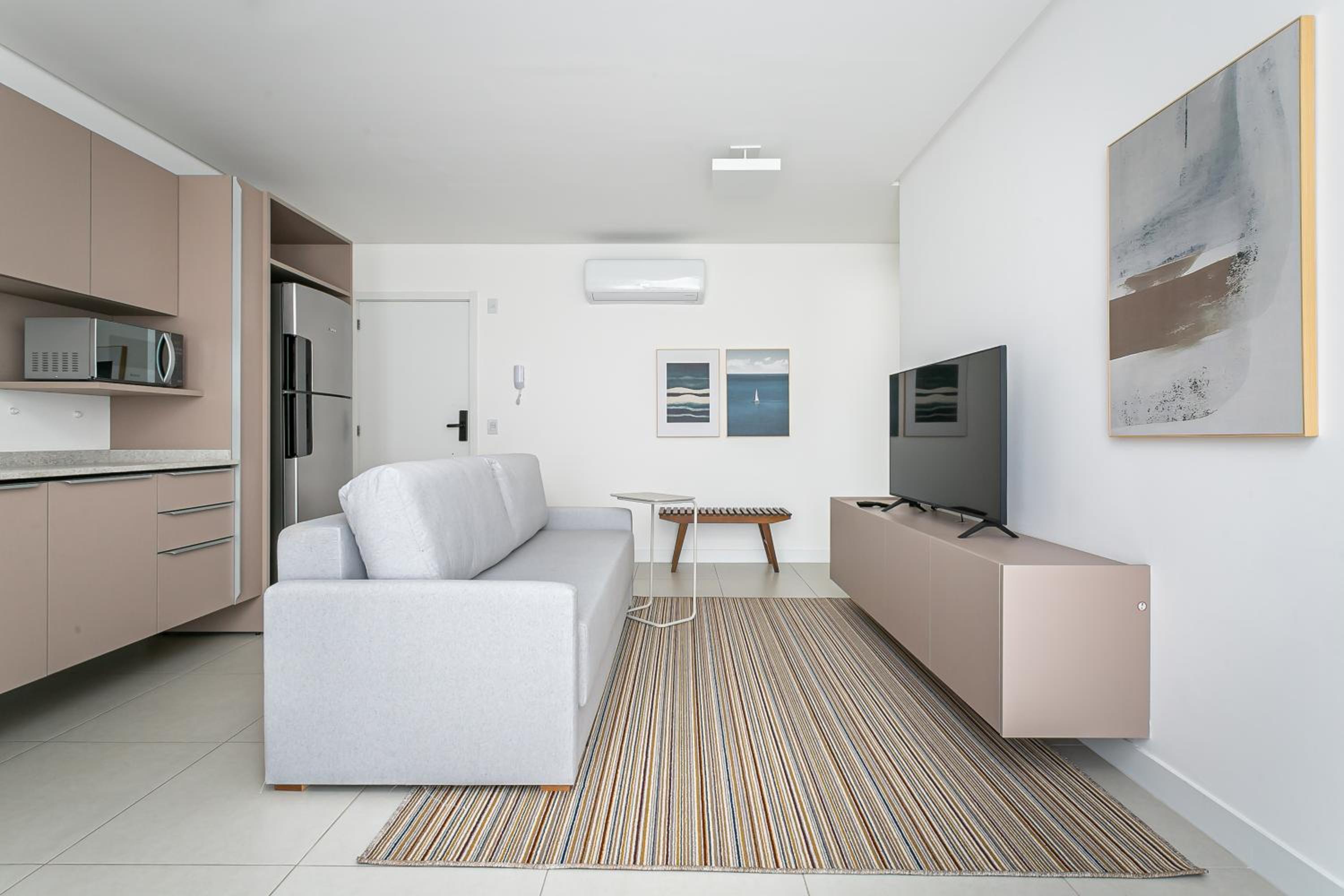 Cannes Club by Viva - Residencial a 200m da praia Ingleses do Rio Vermelho