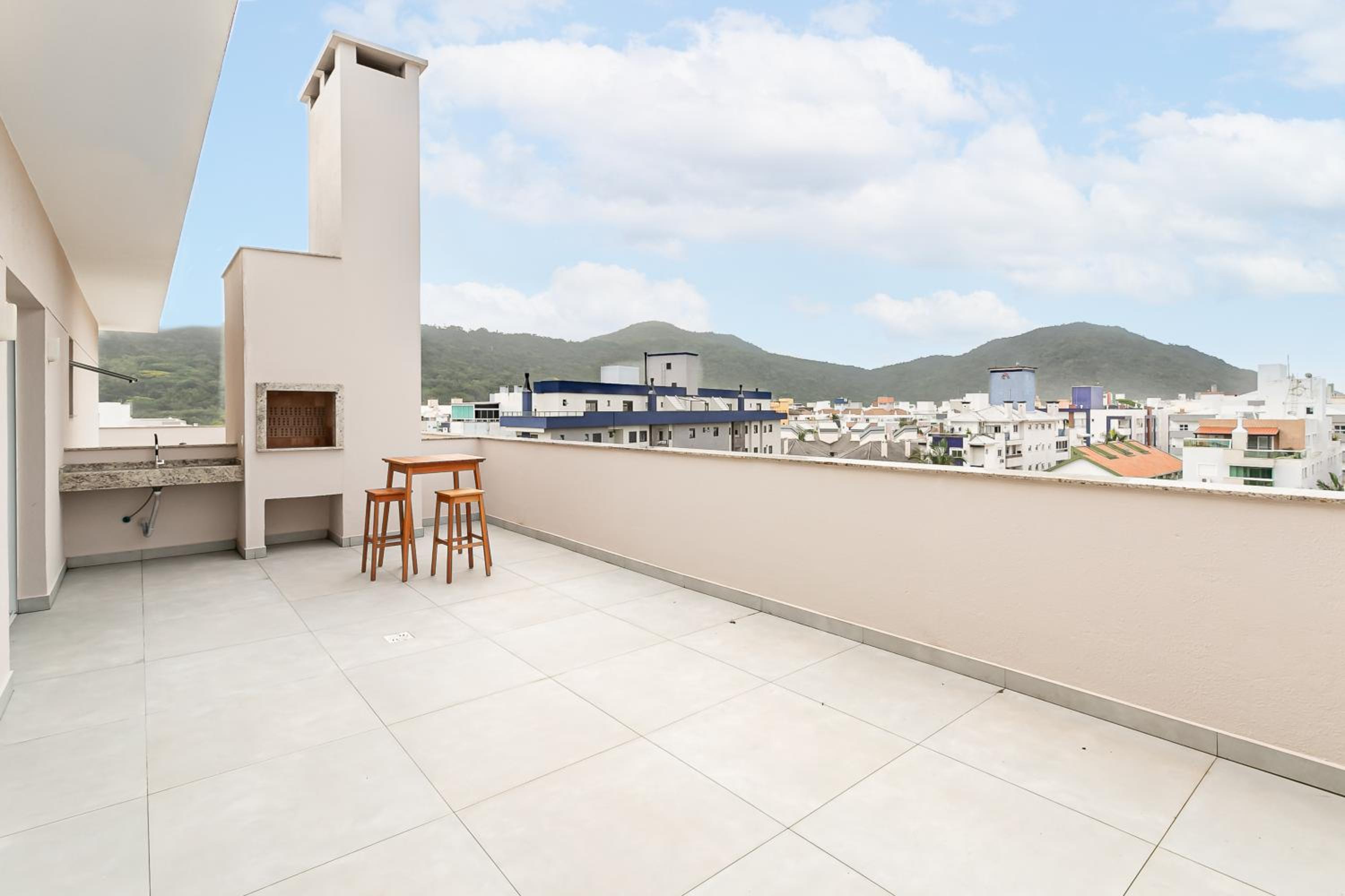 Cannes Club by Viva - Residencial a 200m da praia Ingleses do Rio Vermelho