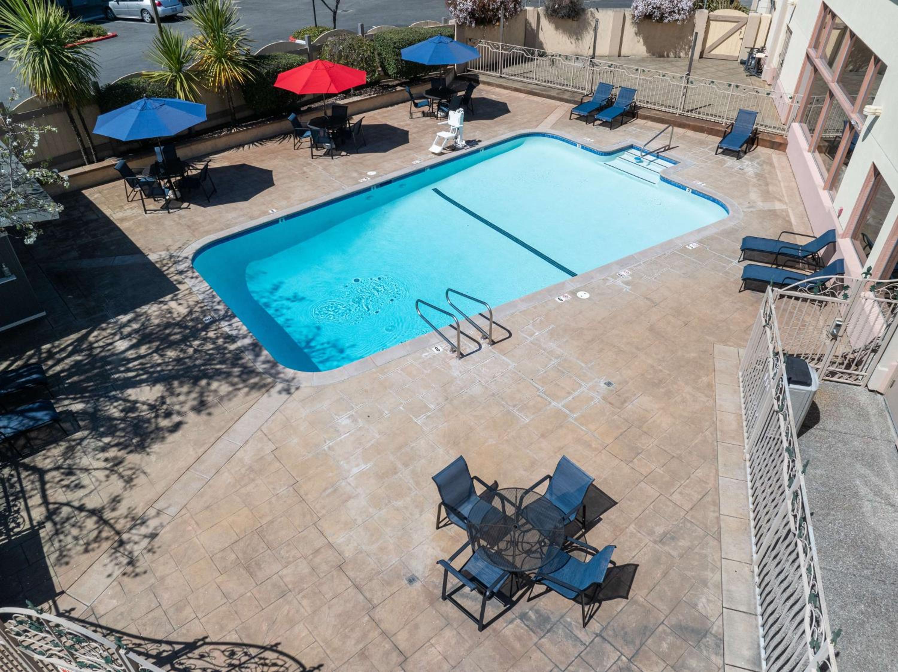 Petaluma Vacations - Best Western Petaluma Inn - Property Image 5